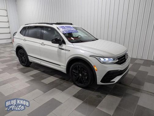 2022 Volkswagen Tiguan 2.0T SE R-Line Black 4MOTION
