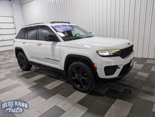 2023 Jeep Grand Cherokee Altitude