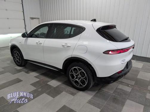 2024 Alfa Romeo Tonale Ti EAWD