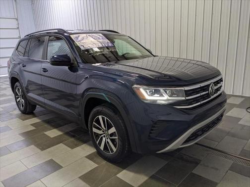 Photo 5 of 19 of 2021 Volkswagen Atlas 2.0T SE