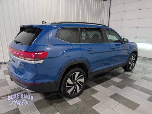 2025 Volkswagen Atlas 2.0T SE w/Technology 4MOTION