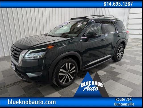 Obsidian Green Pearl 2023 Nissan Pathfinder Platinum 4WD