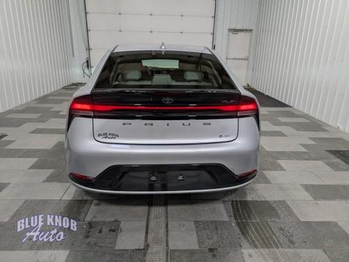 2024 Toyota Prius XLE