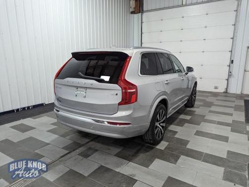 2025 Volvo XC90 B6 Plus 7-Seater