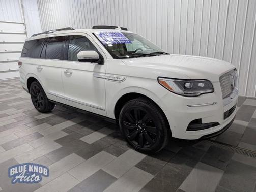 2023 Lincoln Navigator Reserve