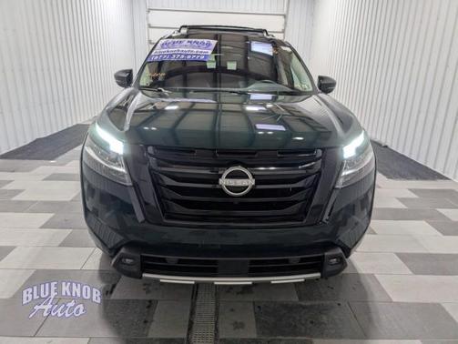 2024 Nissan Pathfinder SL 4WD