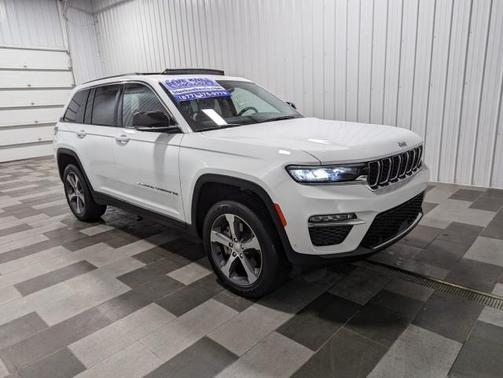 2023 Jeep Grand Cherokee 4xe Base