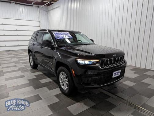 2022 Jeep Grand Cherokee Laredo