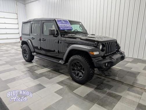 Black Clearcoat 2022 Jeep Wrangler Unlimited Sport