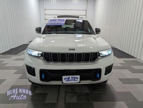 2022 Jeep Grand Cherokee 4xe Overland