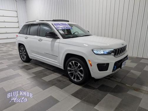 2022 Jeep Grand Cherokee 4xe Overland