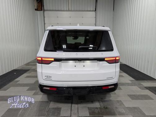 2023 Jeep Wagoneer Series III 4x4