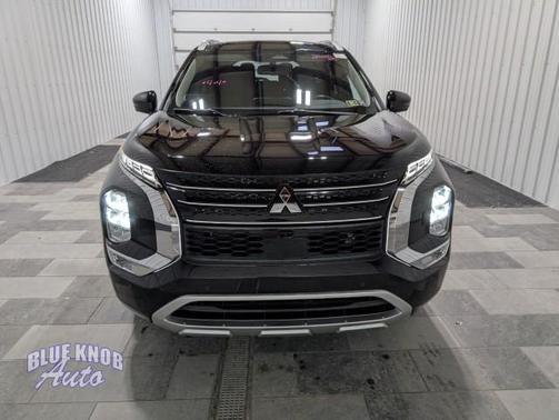 2022 Mitsubishi Outlander SEL Special Edition S-AWC