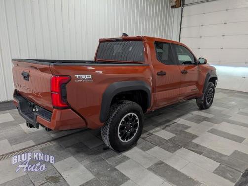 2025 Toyota Tacoma TRD Off Road