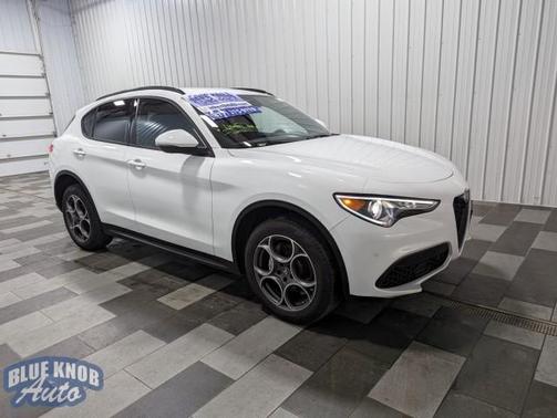 2022 Alfa Romeo Stelvio Sprint