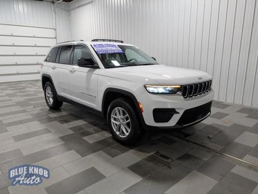2023 Jeep Grand Cherokee Laredo