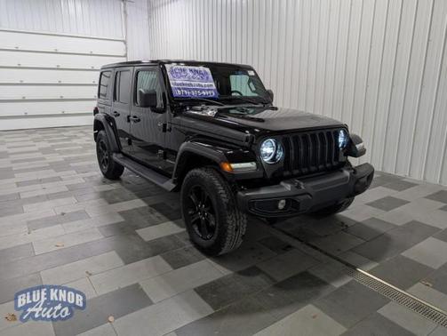 2023 Jeep Wrangler 4-Door Sahara Altitude 4x4