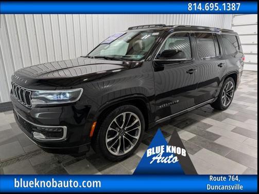 Diamond Black Crystal Pearlcoat 2025 Jeep Wagoneer Series III 4x4