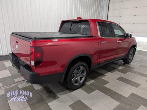 Radiant Red Metallic II 2023 Honda Ridgeline RTL-E