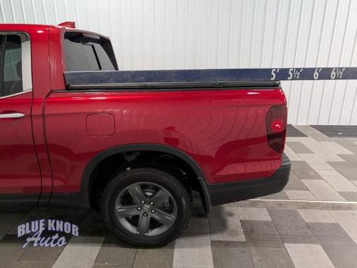 Radiant Red Metallic II 2023 Honda Ridgeline RTL-E