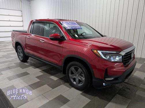 Radiant Red Metallic II 2023 Honda Ridgeline RTL-E