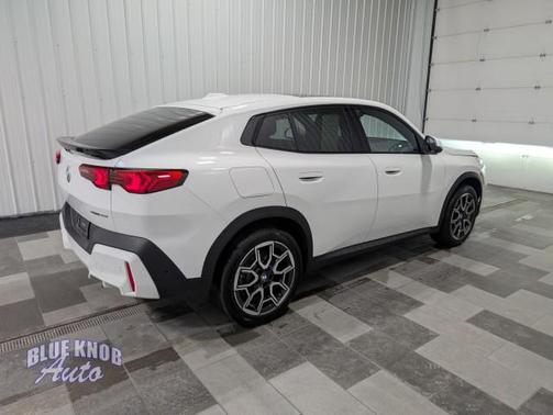 2026 BMW X2 xDrive28i