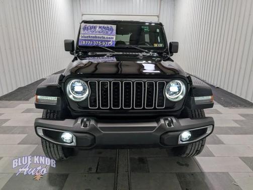 2024 Jeep Wrangler 4-Door Sahara 4x4