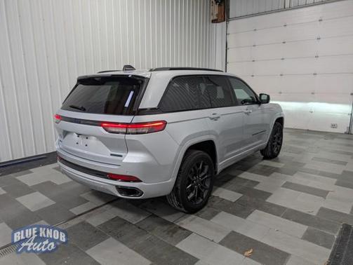 2023 Jeep Grand Cherokee 4xe 30th Anniversary