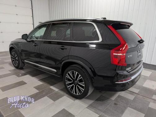 2024 Volvo XC90 Recharge Plug-In Hybrid T8 Core Bright Theme