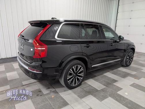 2024 Volvo XC90 Recharge Plug-In Hybrid T8 Core Bright Theme