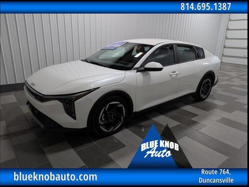 2025 Kia K4 EX