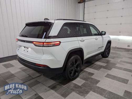 2024 Jeep Grand Cherokee Altitude