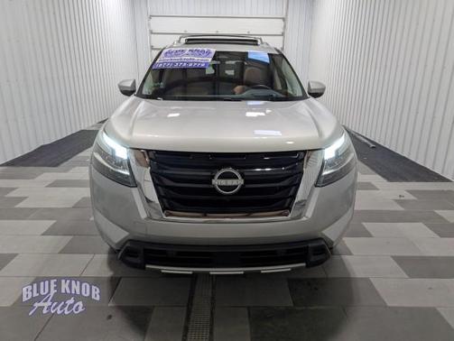 2024 Nissan Pathfinder Platinum 4WD