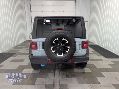 Earl Clearcoat 2024 Jeep Wrangler 4xe Rubicon
