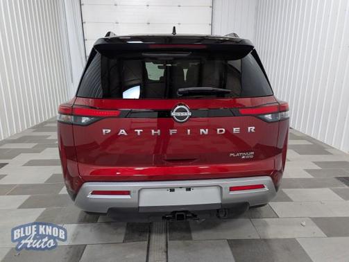 2023 Nissan Pathfinder Platinum 4WD