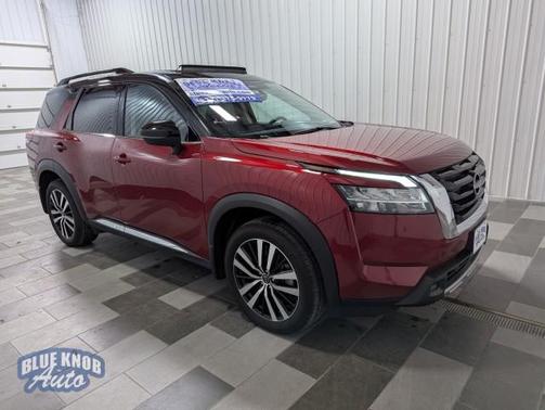 2023 Nissan Pathfinder Platinum 4WD