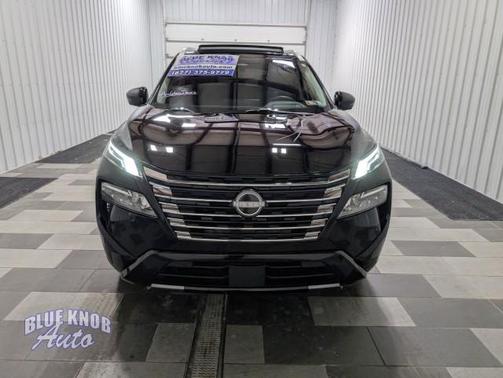 2024 Nissan Rogue Platinum