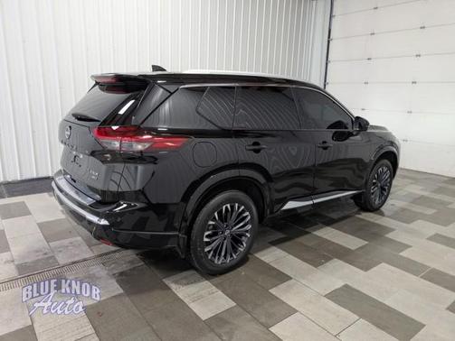 2024 Nissan Rogue Platinum