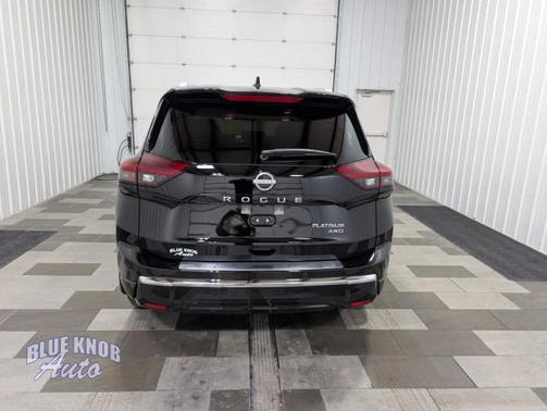 2024 Nissan Rogue Platinum