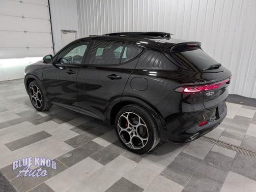 2024 Alfa Romeo Tonale Veloce EAWD