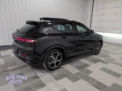 2024 Alfa Romeo Tonale Veloce EAWD