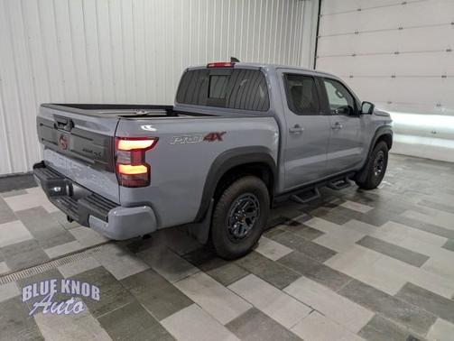 Boulder Gray Pearl 2026 Nissan Frontier PRO-4X