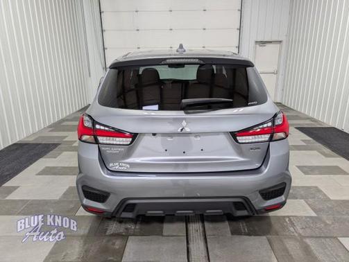 2025 Mitsubishi Outlander Sport 2.0 LE