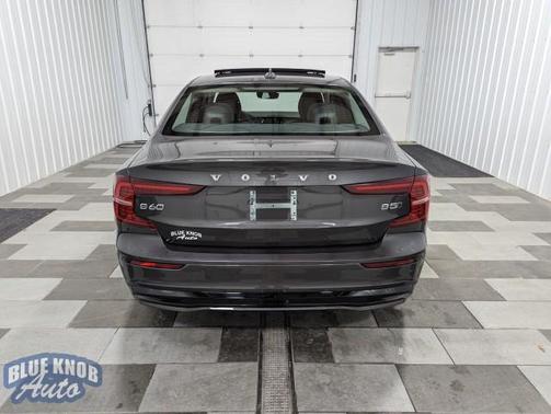 2024 Volvo S60 B5 Plus Dark Theme
