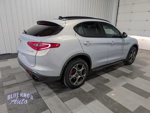 2022 Alfa Romeo Stelvio Ti