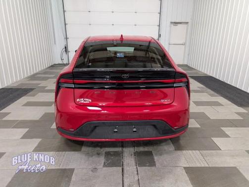 2025 Toyota Prius LE