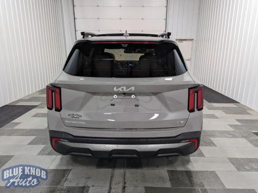 2024 Kia Sorento SX