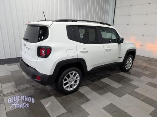 Alpine White Clearcoat 2023 Jeep Renegade Latitude