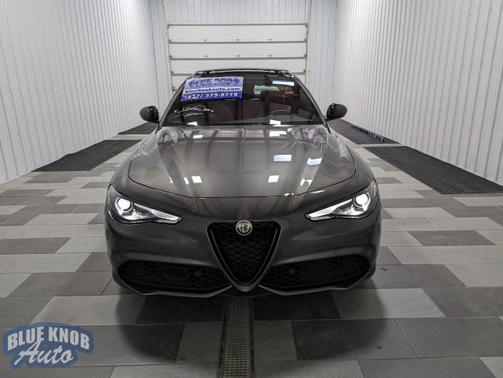 2022 Alfa Romeo Giulia Veloce