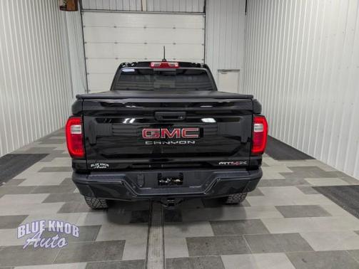 Onyx Black 2024 GMC Canyon AT4X